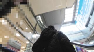 【罰当たりなパンチラ・悪戯作品５４分】姪っ子親子３人のお正月〜買物・お参り・団欒パンチラ・悪戯挿入〜 voyeur jp