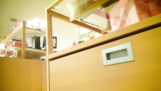 恥ずかしいハミPをしてしまっている制服JKたち voyeur jp