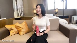 FC2PPV 4821059 『危険日だけど中に出してください』初撮りで人生初の中出し♡大手企業のOLさんが戸惑いながらも遠距離の彼氏を裏切り濃厚SEX♡ jav