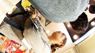 【再編集リマスター】フルHD高画質パンチラ逆さ撮り081　エロ奥さんのプリントP voyeur jp