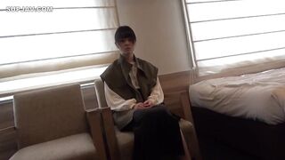 FC2PPV 4815064 ※1 5まで65％OFF※【素人個撮】北国の自然が育んだ素朴な１８才天然美◯ジョがオジさんにガン突きされて初中出し jav