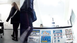 【予備校内隠し鳥えりさや冬編】2 日連続ジャージ脱ぎまさかの友達にバレて羞恥 voyeur jp