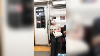 【正面からの眺め10_ちっぱいver】お疲れ気味のお姉さんを正面から voyeur jp