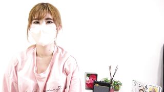 【胸チラ盗●】金髪の可愛い系女子控え目な乳房に大き目の乳首食い込みパンティ【ベーシストの日常Vol.14】 voyeur jp