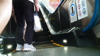 制服のままアルバイト先へと急ぐJKを追っかけP撮影 voyeur jp