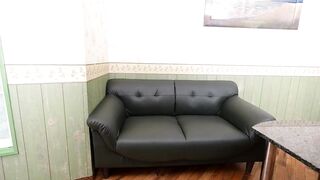 FC2PPV 4825130 【無修正・中出し】奥さん、今はいてる下着を買い取らせて下さい！四十路熟女のパンツが何が何でも欲しい jav