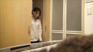 【民泊着替え】 モデル級美人 OLさんグラドル並み巨乳のアイドルヲタちゃん！合計2名。196-197人目 voyeur jp