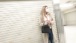 爆乳ギャルママと娘のパンツ買取 交渉ちかんで美巨乳Gカップと巨尻を揉みしだく【人妻ブルセラ】 jav jvip