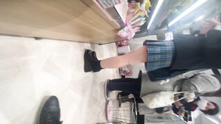 【7名+α】 ミニスカちゃんをまとめて voyeur jp