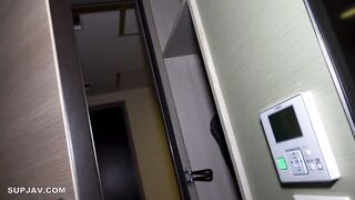 FC2PPV 4824555 26日まで1290pt!!【最後】※美女とチー牛 [プライベート個撮] ※お金しか持ってないチー牛に再度呼びだし、玩具で遊ばれつづける jav