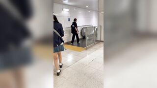 JK盗撮日記104  久しぶりの登場 ！青チェック激カワツインテロリロリJKを電車内とトイレ内で盗撮【※完全主観20分超撮影】 voyeur jp