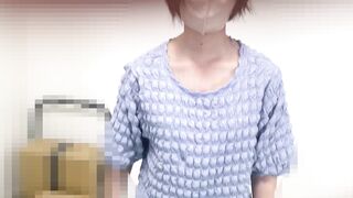 【集荷客胸チラ】 女子大生の胸元から美乳丸見え 【パンチラ胸チラ】 voyeur jp