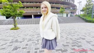 FC2PPV 4826884 ぷるん天然美巨乳の金髪白人を孕ませマン2号に紹介、中出しハメ撮り。女の子も「キモチイイ♡」と喜んでました jav