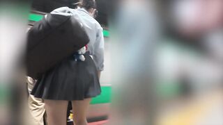 狂信者 #130【★5】夕方ラッシュに同業者出現！パンツずらして長時間指入れ、必死に耐えるミニスカポニテ娘 voyeur jp