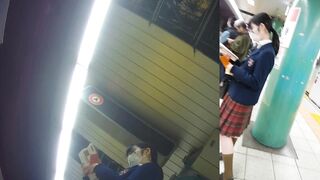 綺麗なお姉さんとバレた同業者【禁断の逆さ撮り】Vol.34 voyeur jp 2