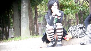 (再販） パンクバンドファンの子パンチラ共演 voyeur jp