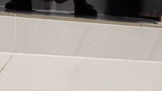 ❤️新たに流出した[トイレカメラ]❤️ トイレ内で排便や ipcam (39)