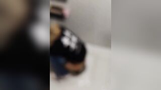 ❤️新たに流出した[トイレカメラ]❤️ トイレ内で排便や ipcam (78)