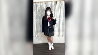 巨乳で美乳の炉理J系に身体検査で開脚クパァさせました jav jvip