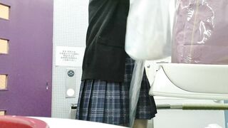 [再販]色白パ●パン青チェJK 生着替え voyeur jp