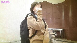 隠れ巨乳の可愛いJ〇がアソコからクチュ音を出して大量潮吹きｗトイレでセルフ脱ぎ脱ぎからのイラマ＆生中出しｗ jav jvip