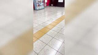 JK盗撮日記54　続・青チェック超激カワツインテ美脚JKを電車ボックス席とトイレ内で盗撮【カメラ目線・対面撮影バレ】 voyeur jp