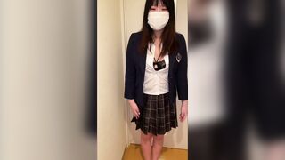 パンティからハミ毛してるJKの自宅玄関で身体検査 jav jvip
