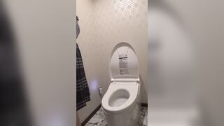 デパートのトイレでこっそりオナニーしちゃうJK116-JK118 jav jvip 3