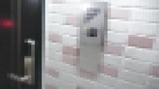 【宅配胸チラ】美人JDゆるゆる胸元から乳首まで丸見えでした【パンチラ運送】Vol.51 voyeur jp