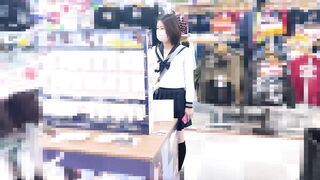 セーラー服JKスカートめくり▷ケツ毛ノーパンマ〇コ盗撮ローアングルM字開脚【パンチラ盗●風】 voyeur jp