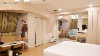 FC2PPV 4832048 【本日迄！初回限定セール3980pt→980pt】裏オプ上等！ドエロいGALエステ嬢にドッピュドピュ♡僕の精子全部搾精されちゃいました。【無修正・中出し】 jav