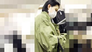 【更衣室着替えvol31】 顔面レベルが高すぎる黒髪美少女とOLさん。計2名 voyeur jp 1