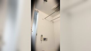 【脱衣】女子大生2名_パイパンと剛毛SSS級ルックス5、6人目【着替え民泊】 voyeur jp 1