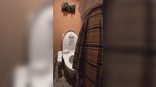 デパートのトイレでこっそりオナニーしちゃうJK11-JK18 jav jvip 3