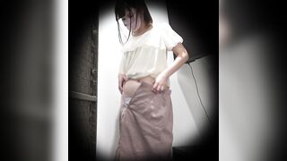 ハーフ系美女OL生着替え最高のデカ乳輪と美白な巨乳とパイパンマンコが丸見え voyeur jp 1