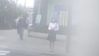 【電車痴かん #22】《スレンダー販売員》清潔感があって真面目そうな雰囲気の女を集団で囲って卑劣中出しSEX　嫌がり抵抗する声 jav jvip 3