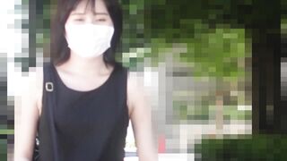 【電車痴漢】年末放出特価第1弾《30％オフ》ノースリーブ＆フリルミニの無防備通学JDを車内電マ強襲からズタボロ口内発射 jav jvip 2