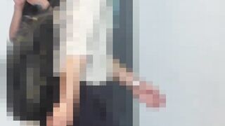 【電車痴漢】年末放出特価第1弾《30％オフ》ノースリーブ＆フリルミニの無防備通学JDを車内電マ強襲からズタボロ口内発射 jav jvip 4