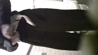 体育館トイレ固定撮り 後ろアングル　2 voyeur jp 2