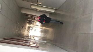 無臭　高画質　フリーハンドトイレ盗撮 voyeur jp 3 (11)