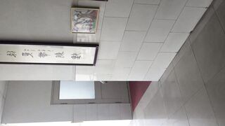 無臭　高画質　フリーハンドトイレ盗撮 voyeur jp 3 (12)