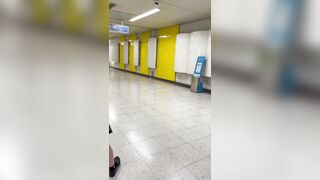 JK 盗撮日記 83 白チェックあ○ちゃん風童顔ロリロリJKを電車内とトイレ内で盗撮【※25分超撮影・撮影バレ】 voyeur jp 4