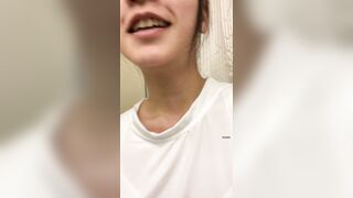 「豊○杏○」え…帰国子女は友達が隣にいてもオ○ニーするの voyeur jp 2