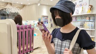 つるつる金髪美形ギャルがガッツり「大」をする!![洗面所] 実はコレが目的でした 。vol.10 voyeur jp