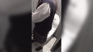 デパートのトイレでこっそりオナニーしちゃう JK97-107 jav jvip 1