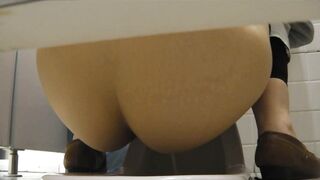 vol.32 命がけ潜伏洗面所！ ポニテのケツ毛 voyeur jp 3