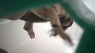 個室トイレ・女の子達の痴態セットVol.3 voyeur jp