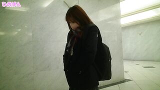 防御力高めの可愛いJ●をローター＆潮吹き責めｗトイレに連れ込み嫌がる所を無慈悲に中出しｗ jav jvip 1