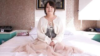 FC2PPV 4842717 368_【彼氏公認NTRセックス】乗馬と茶道を嗜む上品育ち。厳格な家庭環境と、彼氏とのエッチに物足りなさを抱え、初めての撮影へ。いきなり3P中出しセックスで欲求解 jav