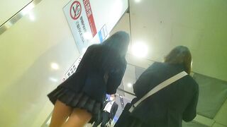 [4K] 若さ溢れるツルツルお肌の青チェちゃんは純白 Pでした voyeur jp